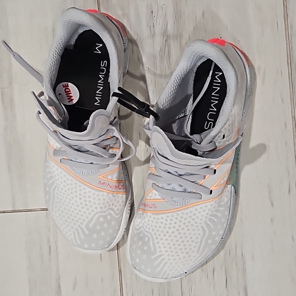 New balance minimus sneakers - Picture 2 of 4